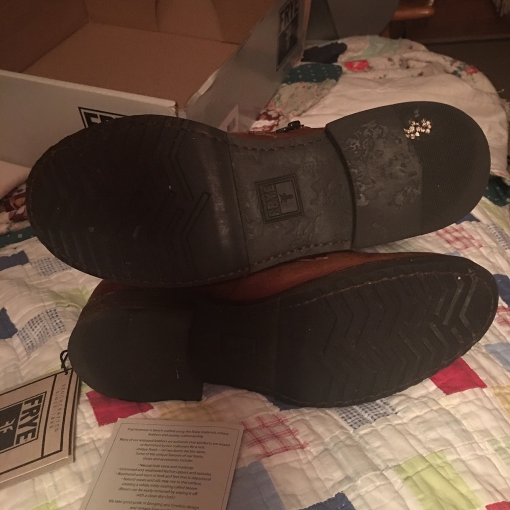 Frye Veronica Tanker Boot - Picture 6 of 7